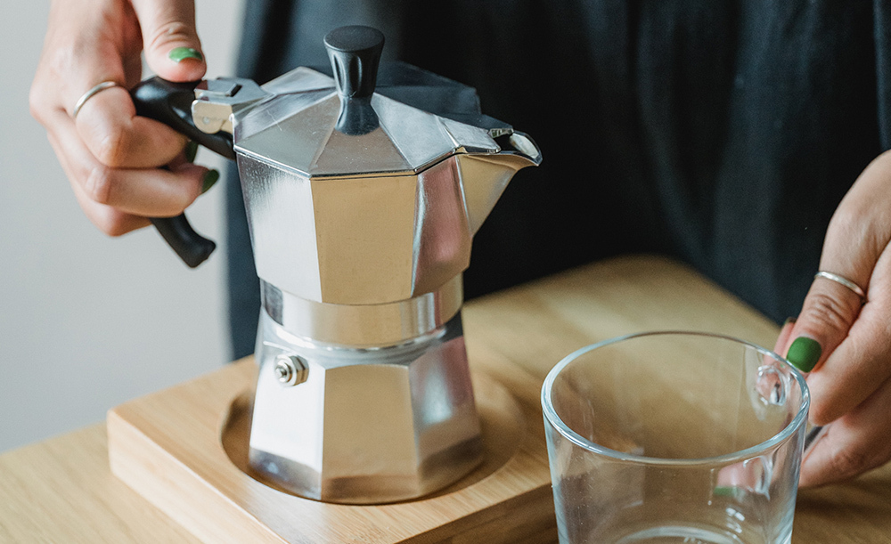 Гейзерная кофеварка.